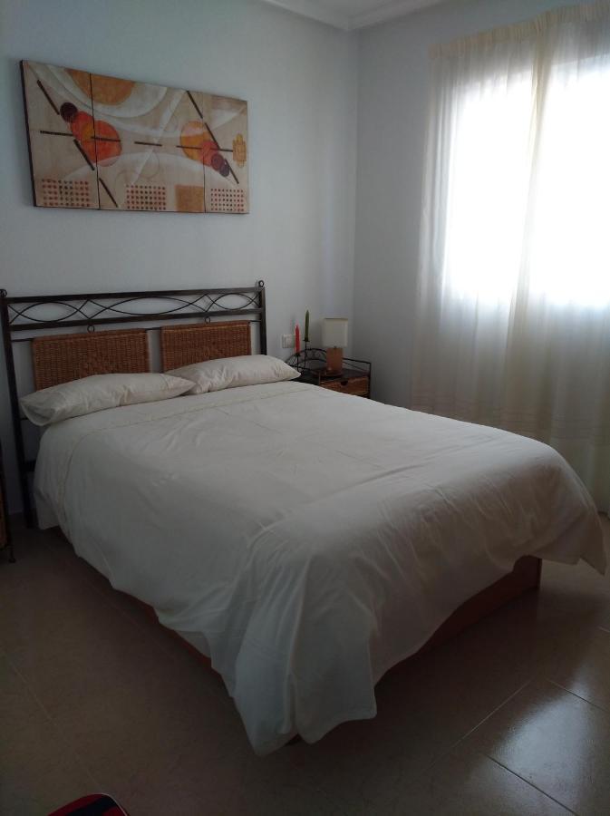 Beach Apartment Торевиеха Екстериор снимка